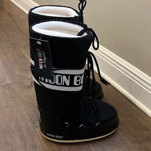 SOLD Moon Boot Black and White Winter Boots NWT